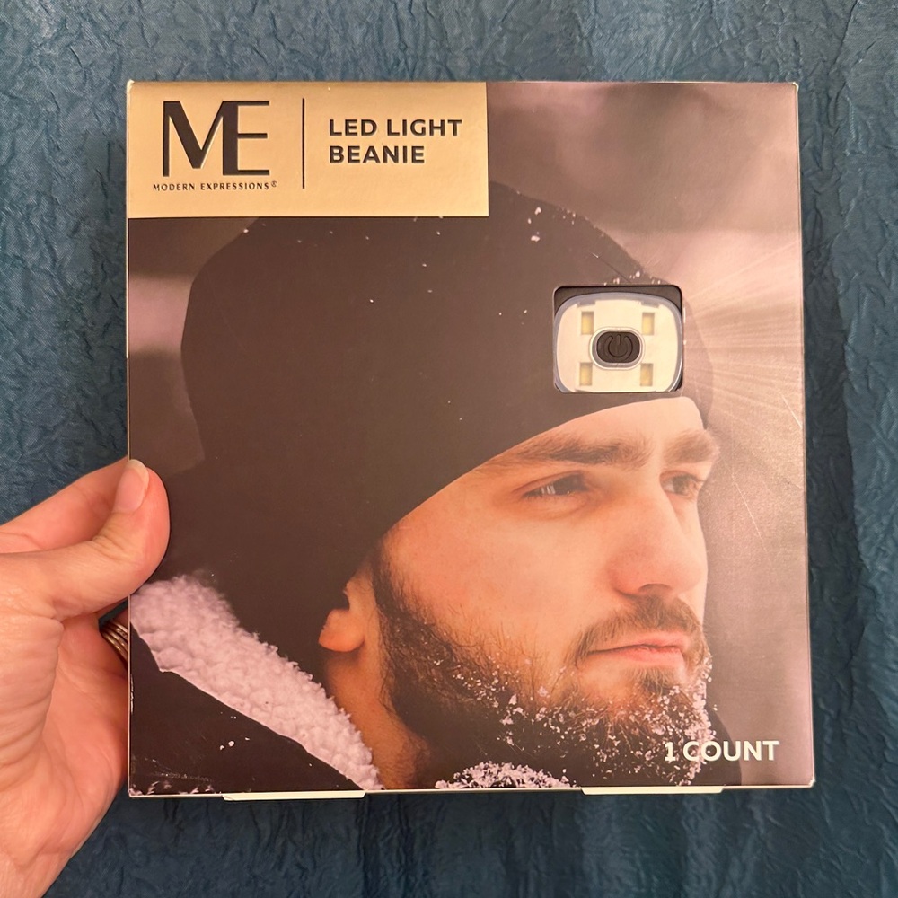 Expressions LED Light Beanie in Black